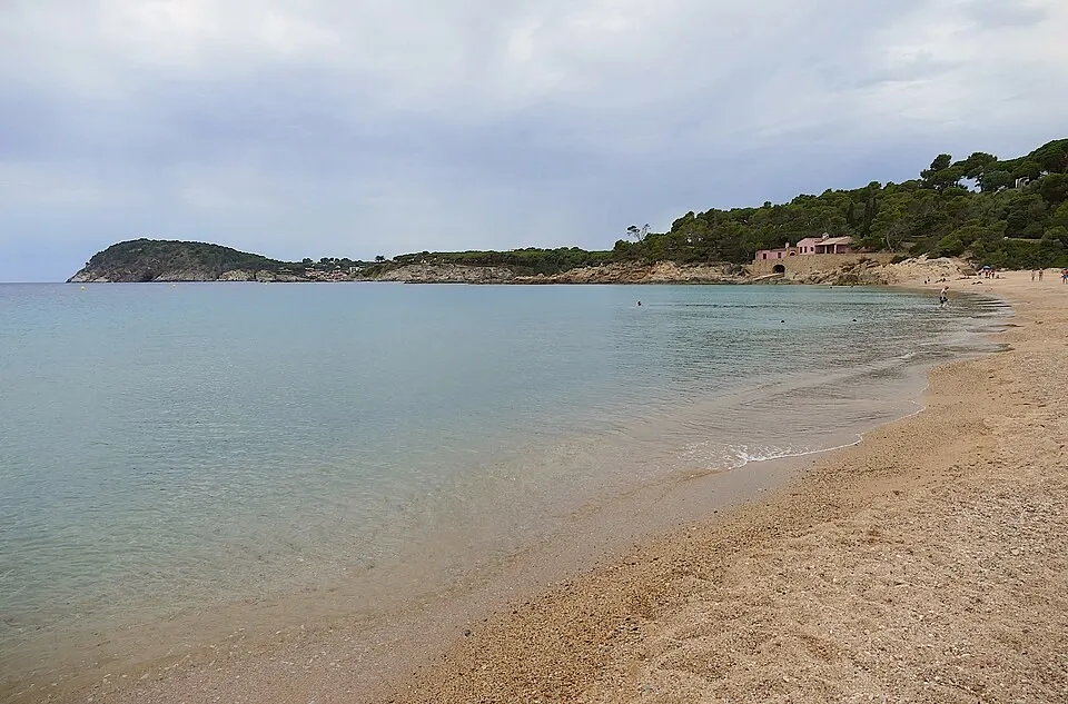 Platja de Castell, Palamos - the last untouched bay