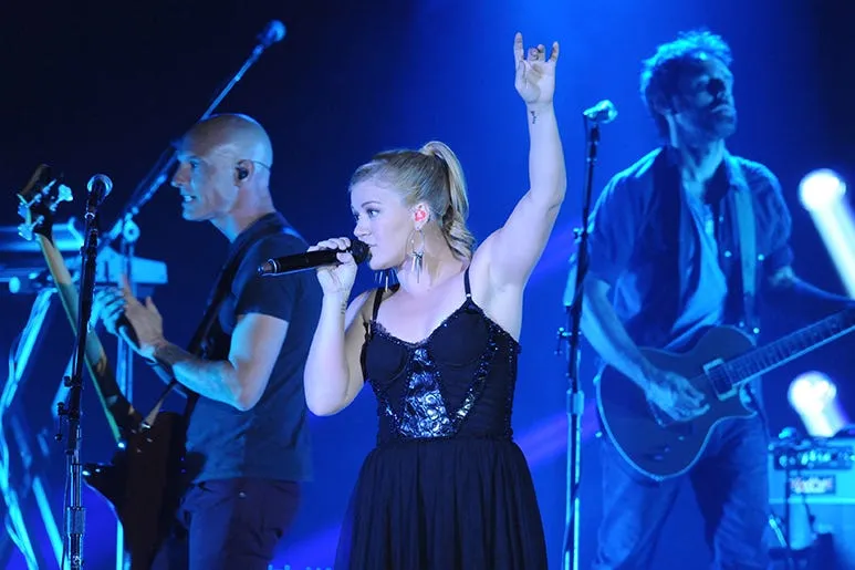 Kelly Clarkson at The Colosseum