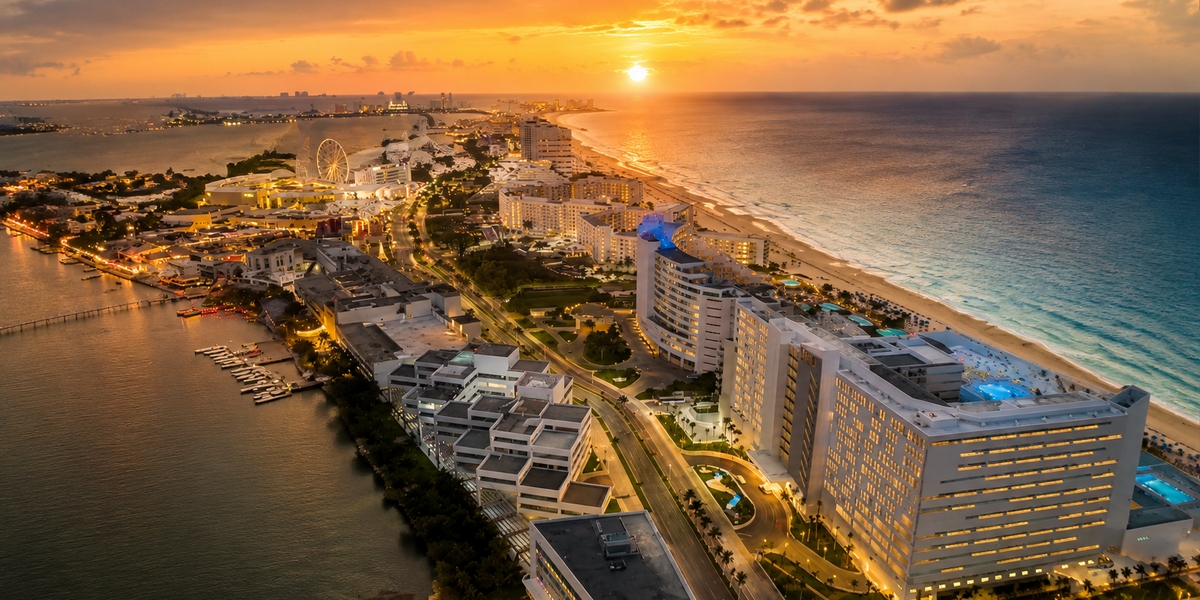 Central Zone — evening energy near Punta Cancun