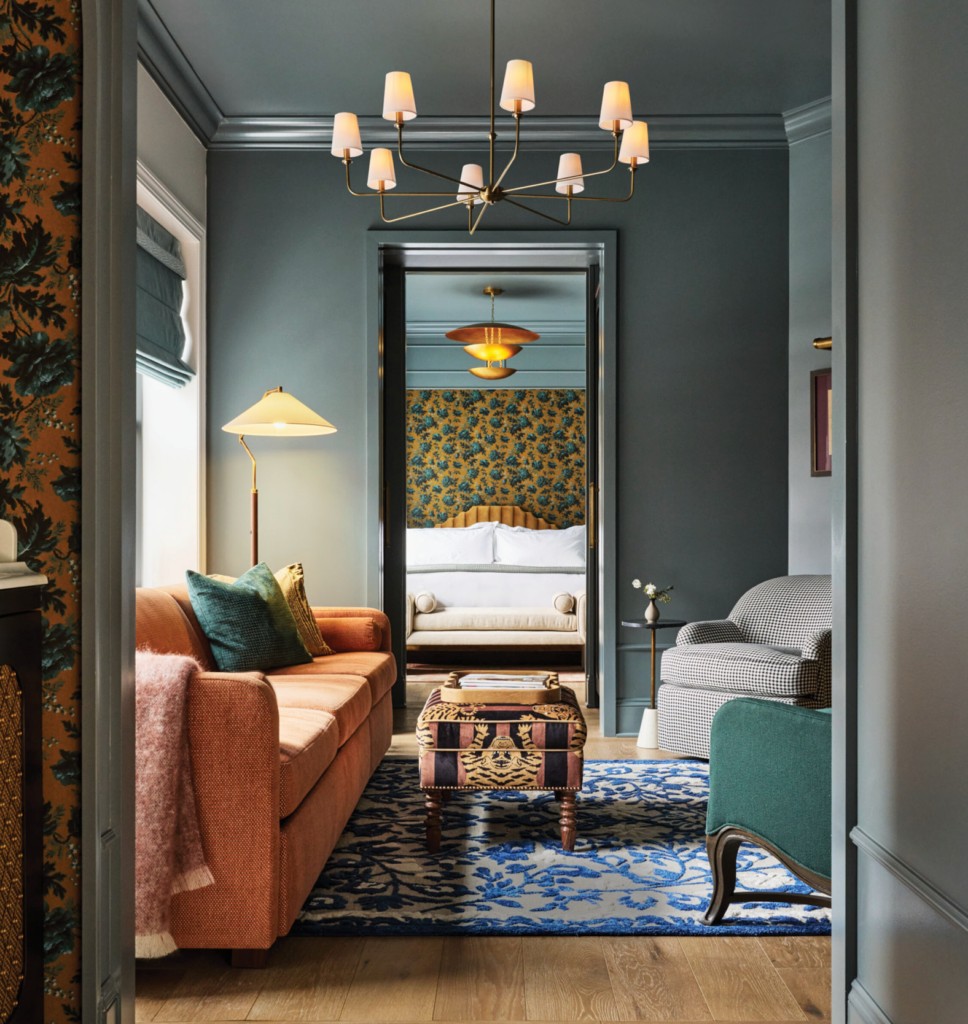 Color drenching in a small room